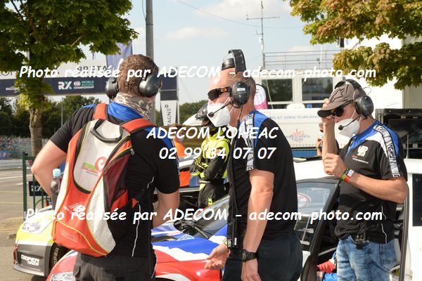 http://v2.adecom-photo.com/images//1.RALLYCROSS/2021/RALLYCROSS_LOHEACRX _2021/AMBIANCE_DIVERS/40E_3770.JPG